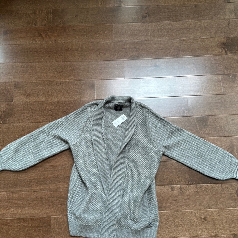 Abercrombie and Fitch soft gray with white sweater. No buttons.
